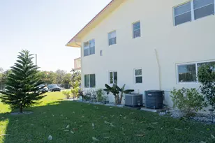 131 Easthampton F, West Palm Beach, FL 33417 - Photo 7