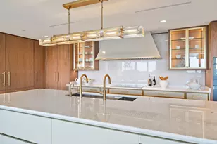 2720 Donald Ross Rd, Palm Beach Gardens, FL 33410 - Photo 9