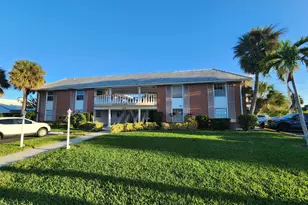 148 Yacht Club Dr, North Palm Beach, FL 33408 - Photo 1