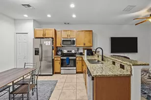 1007 NE Trailside Run Run, Port Saint Lucie, FL 34983 - Photo 3