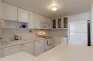 2800 N Ocean Dr, Singer Island, FL 33404 - Photo 13