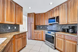 23429 Rakelle Cir, Boca Raton, FL 33433 - Photo 7