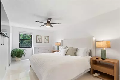 171 SE 31st Avenue, Boynton Beach, FL 33435 - Photo 9