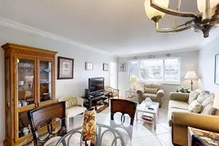 2616 Garden Dr N, Lake Worth, FL 33461 - Photo 9