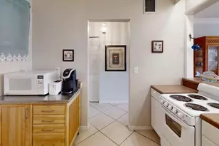 2616 Garden Dr N, Lake Worth, FL 33461 - Photo 5