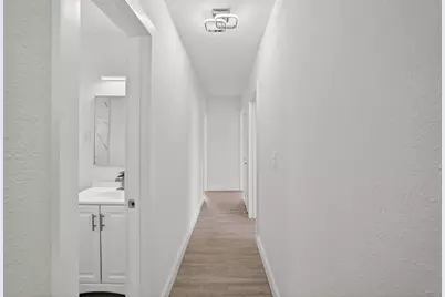 631 N 70th Avenue, Hollywood, FL 33024 - Photo 13