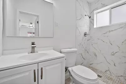 631 N 70th Avenue, Hollywood, FL 33024 - Photo 15