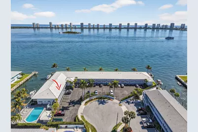 100 Lehane Terrace #28, North Palm Beach, FL 33408 - Photo 1