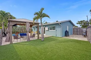 2750 NE 10th Ave, Pompano Beach, FL 33064 - Photo 33