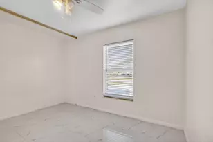 5750 S 38th St, Greenacres, FL 33463 - Photo 15