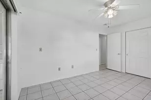 5750 S 38th St, Greenacres, FL 33463 - Photo 23