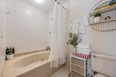 3809 Island Club Circle E, Lake Worth, FL 33462 - Photo 15