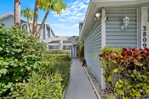 3809 Island Club Cir E, Lake Worth Beach, FL 33462 - Photo 3