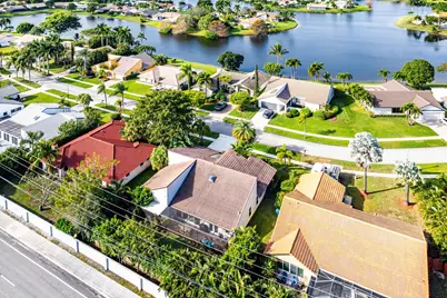 2412 SW 23rd Cranbrook Drive, Boynton Beach, FL 33436 - Photo 41