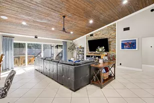 2412 SW 23rd Cranbrook Dr, Boynton Beach, FL 33436 - Photo 11