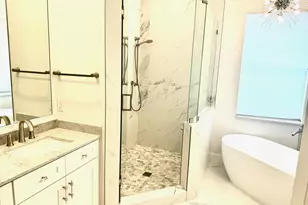 107 Via Escobar Pl, Palm Beach Gardens, FL 33418 - Photo 11