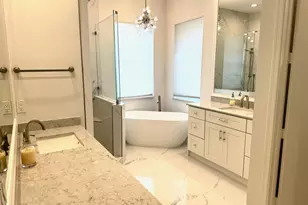 107 Via Escobar Pl, Palm Beach Gardens, FL 33418 - Photo 13