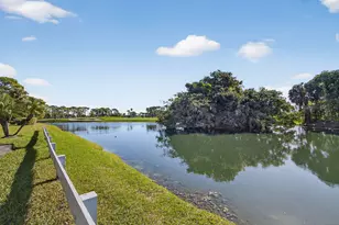 402 Ryder Cup Cir S, Palm Beach Gardens, FL 33418 - Photo 29