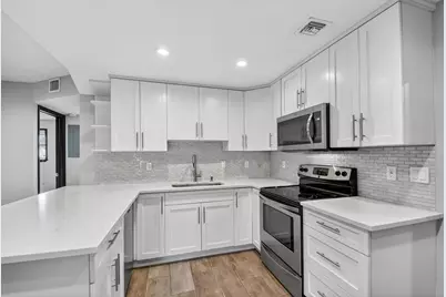 419 Cheyenne Drive, Lantana, FL 33462 - Photo 11