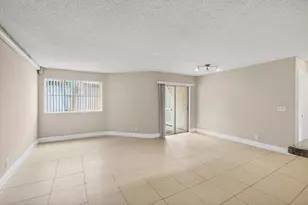9901 Westview Dr, Coral Springs, FL 33076 - Photo 7