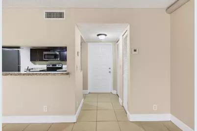 9901 Westview Drive #324, Pompano Beach, FL 33076 - Photo 5