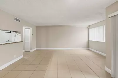 9901 Westview Drive #324, Pompano Beach, FL 33076 - Photo 11