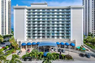 19201 Collins Ave, North Miami Beach, FL 33160 - Photo 23