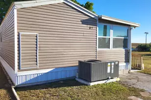 37 Shell Rd, Okeechobee, FL 34974 - Photo 5