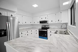 19026 SE Mayo Dr, Jupiter, FL 33469 - Photo 7