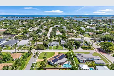 310 Orange Way, West Palm Beach, FL 33405 - Photo 31