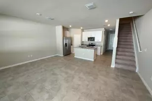 312 Salisbury Cir, Fort Pierce, FL 34982 - Photo 3