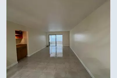 9300 SW 8th Street #301, Boca Raton, FL 33428 - Photo 7