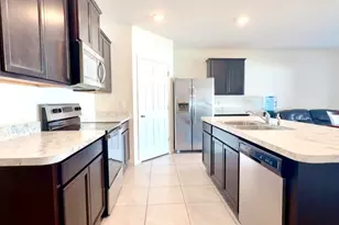 525 SW Twig Ave, Port Saint Lucie, FL 34983 - Photo 17