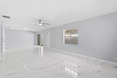 10119 S 42nd Terrace #129, Boynton Beach, FL 33436 - Photo 13