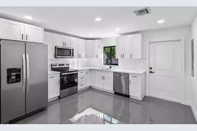 1827 Palm Acres Drive #3, Palm Springs, FL 33406 - Photo 7