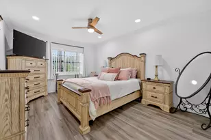 1672 Cypress Pointe Dr, Coral Springs, FL 33071 - Photo 13