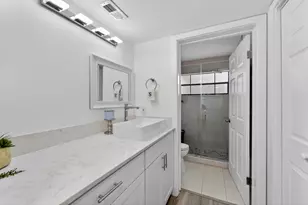 1672 Cypress Pointe Dr, Coral Springs, FL 33071 - Photo 15