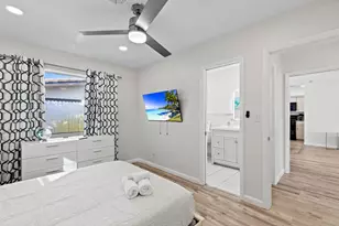 1761 NE 55th St, Fort Lauderdale, FL 33334 - Photo 15