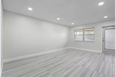 148 Hastings I, West Palm Beach, FL 33417 - Photo 3