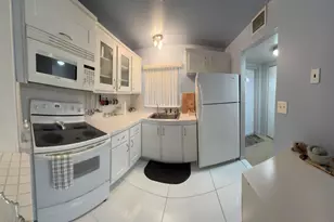 2731 N Pine Island Rd, Sunrise, FL 33322 - Photo 7