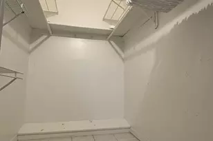 2731 N Pine Island Rd, Sunrise, FL 33322 - Photo 19