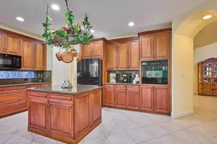 19243 S Creekshore Ct, Boca Raton, FL 33498 - Photo 35