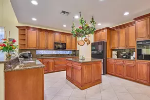 19243 S Creekshore Ct, Boca Raton, FL 33498 - Photo 31