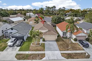 765 Lake Wellington Dr, Wellington, FL 33414 - Photo 41