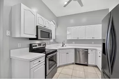 6179 Bear Creek Court, Lake Worth, FL 33467 - Photo 9