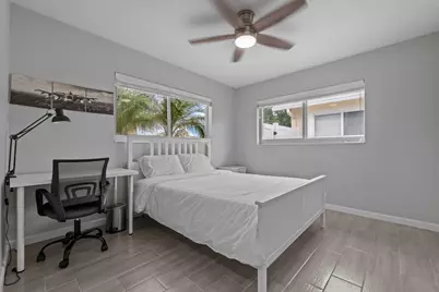 1007 NE 9th Court, Pompano Beach, FL 33060 - Photo 13