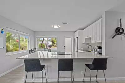 1007 NE 9th Court, Pompano Beach, FL 33060 - Photo 5