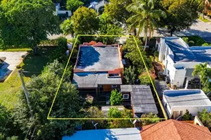 6704 Garden Ave, West Palm Beach, FL 33405 - Photo 3