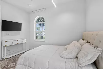 215 Cypress Point Drive, Palm Beach Gardens, FL 33418 - Photo 33