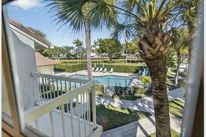 215 Cypress Point Drive, Palm Beach Gardens, FL 33418 - Photo 9